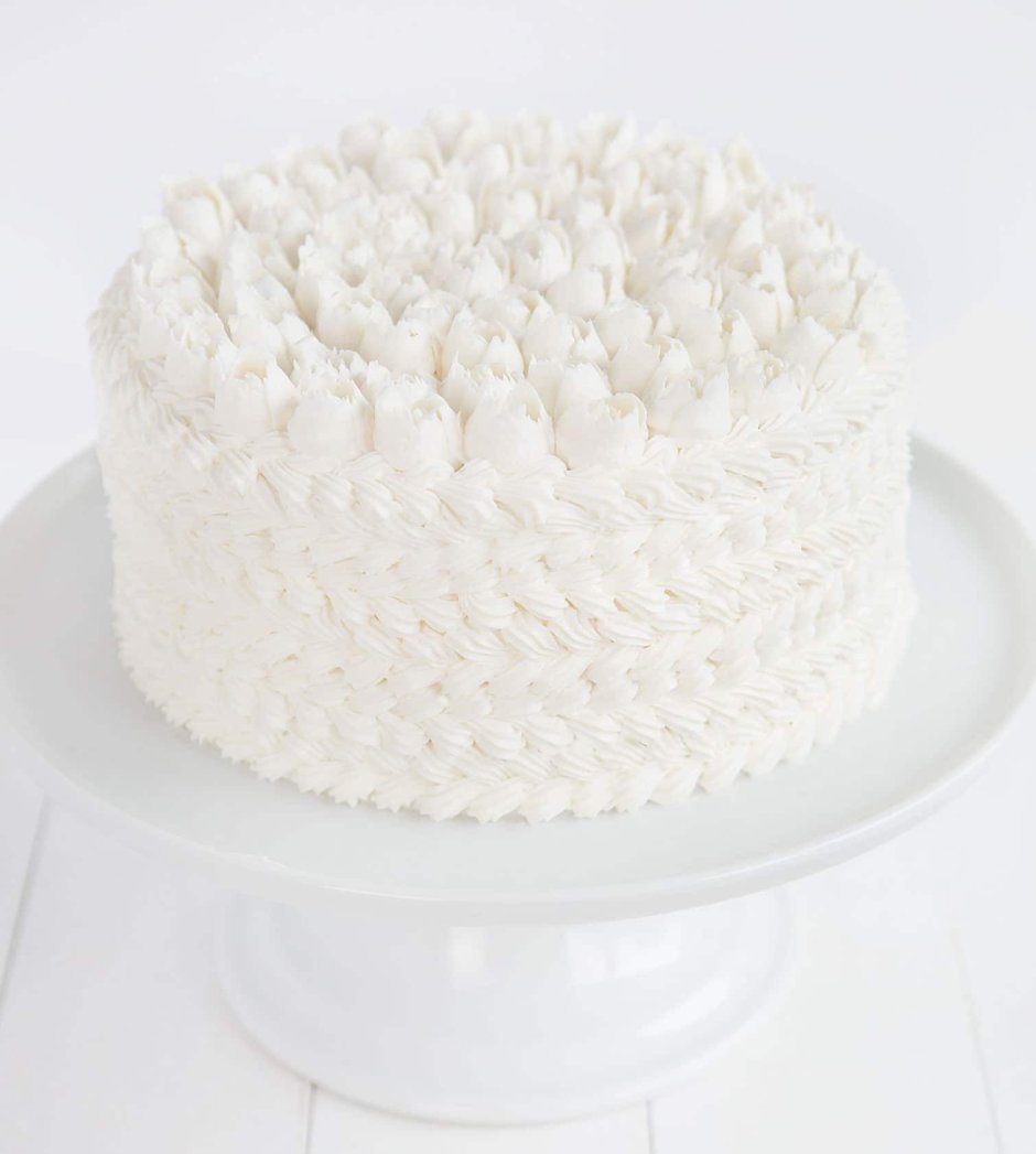Белый кремовый торт