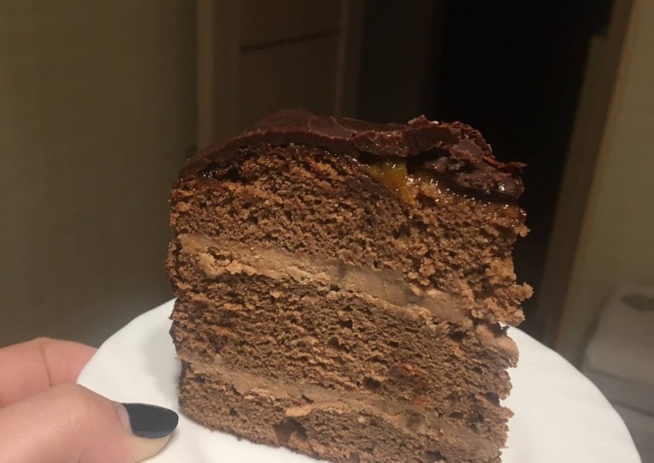 Шоколадный торт Прага со сгущенкой