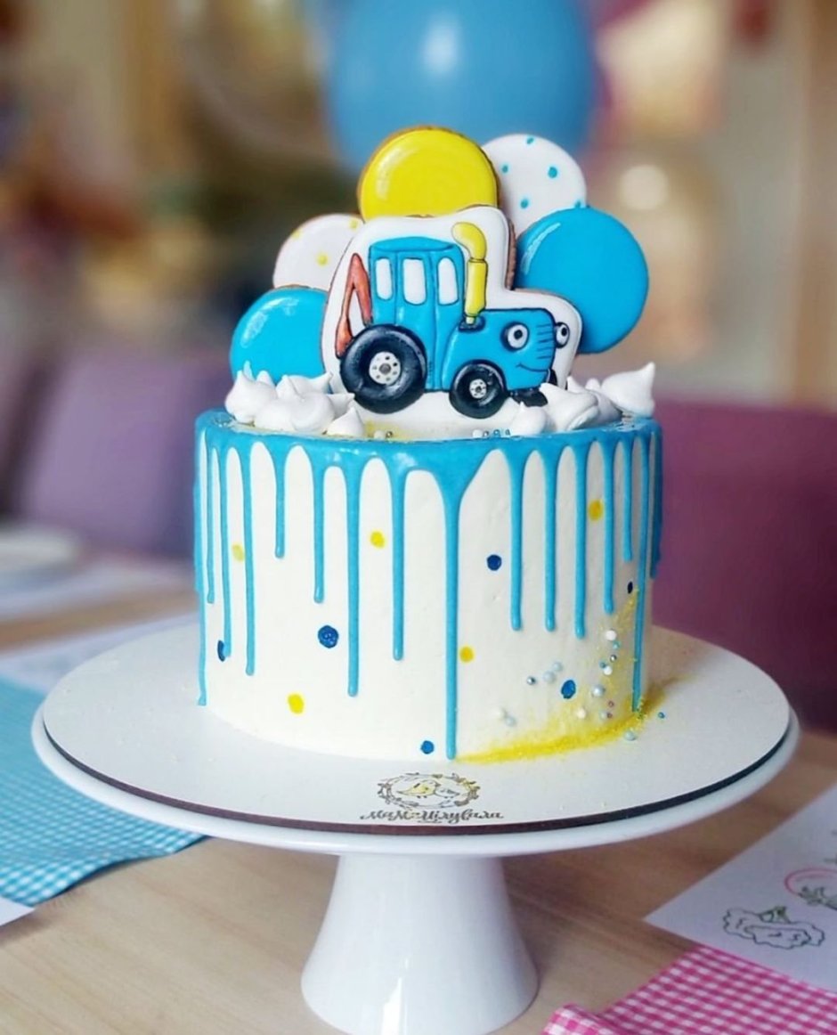 Торт синий трактор