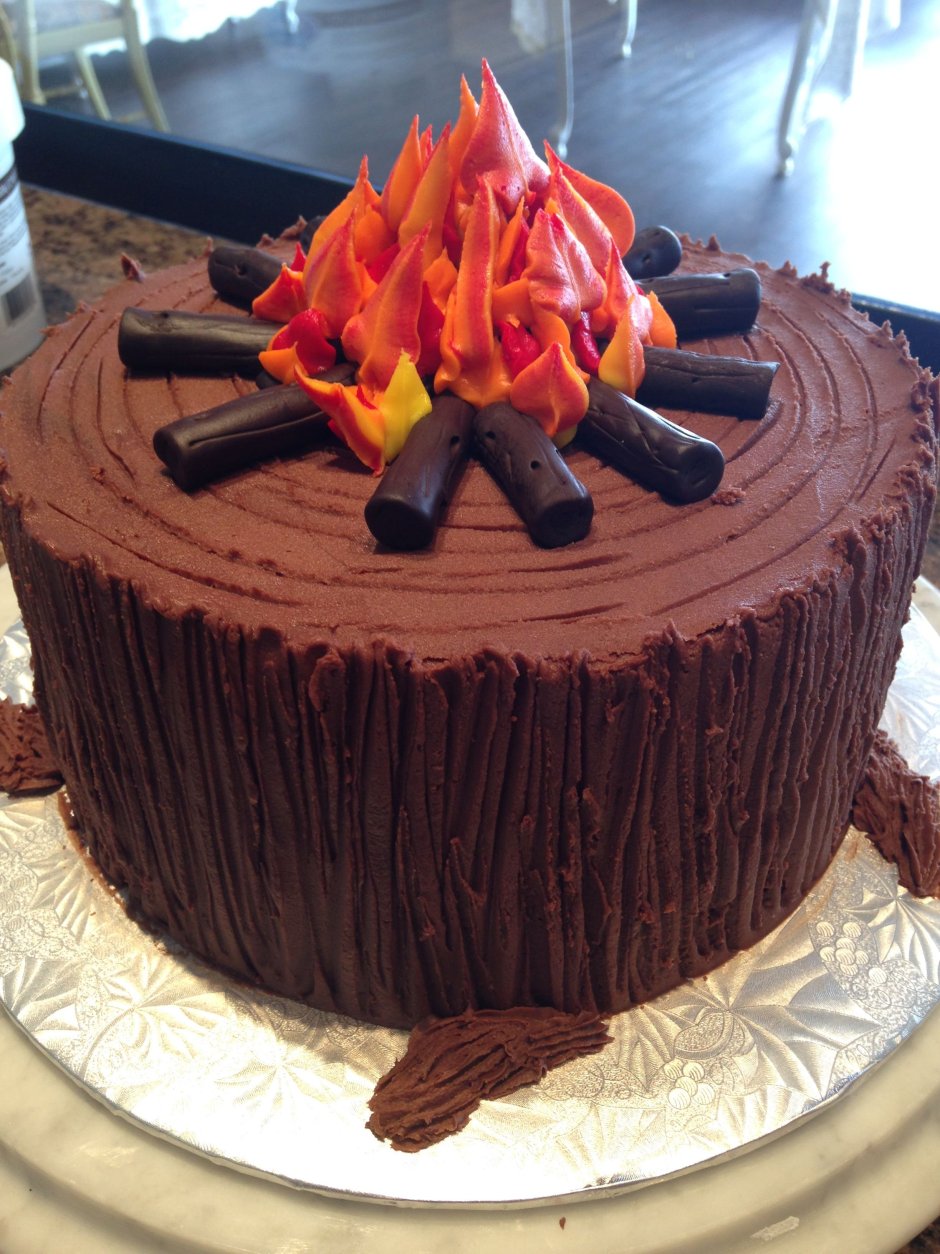 Торт в виде огня