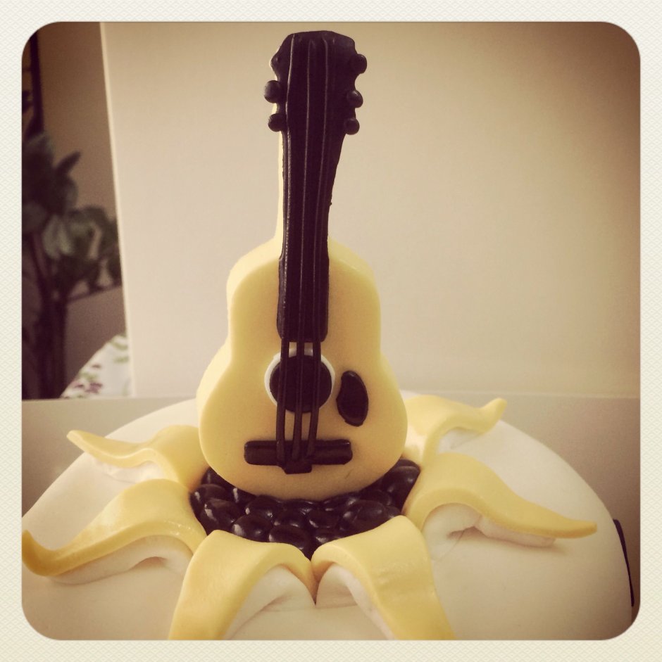 Торт декор с гитара детский
