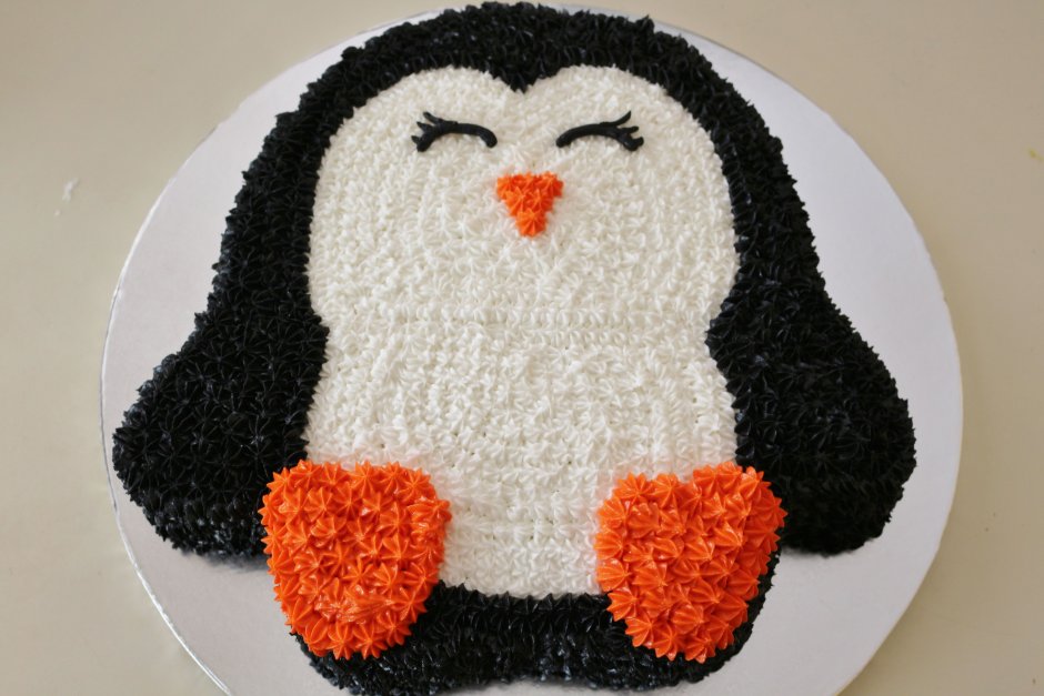 Торт в виде пингвина