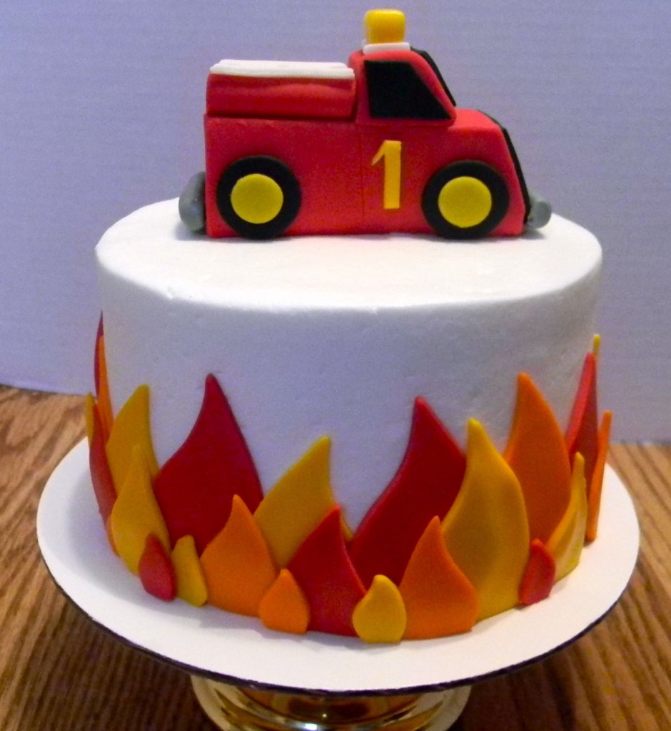 Торт на 10 лет с пожарной машиной