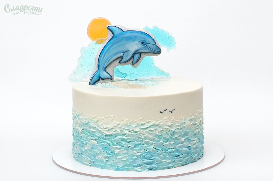 Торт с дельфинами