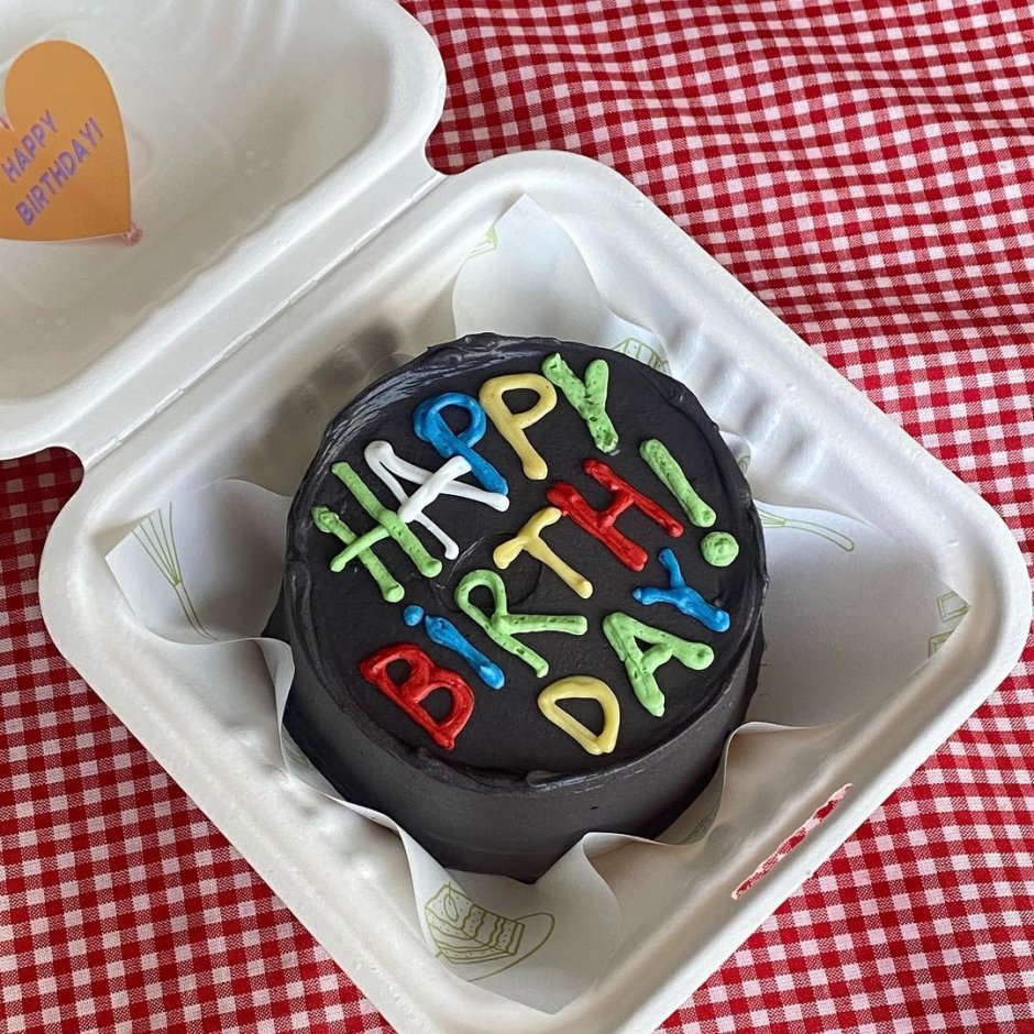 Бенто торт Happy Birthday в корейском