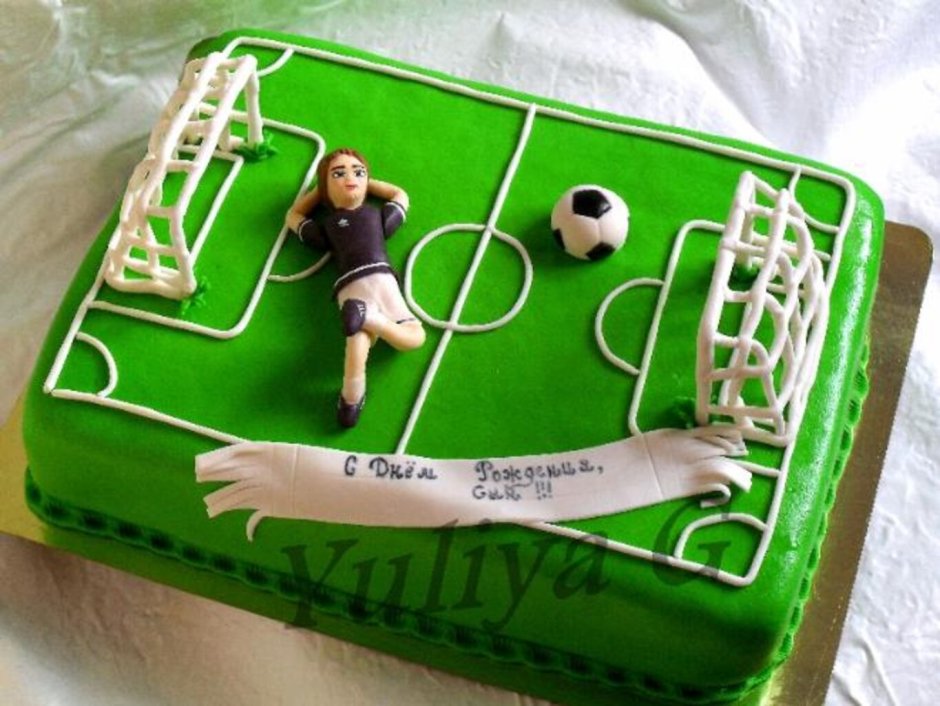 Торт для мальчика вратаря футболиста