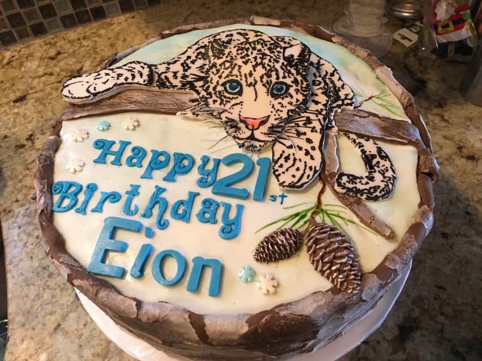 Торт в виде леопарда