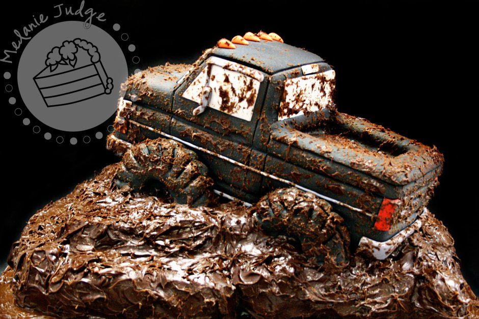 Торт машина в грязи