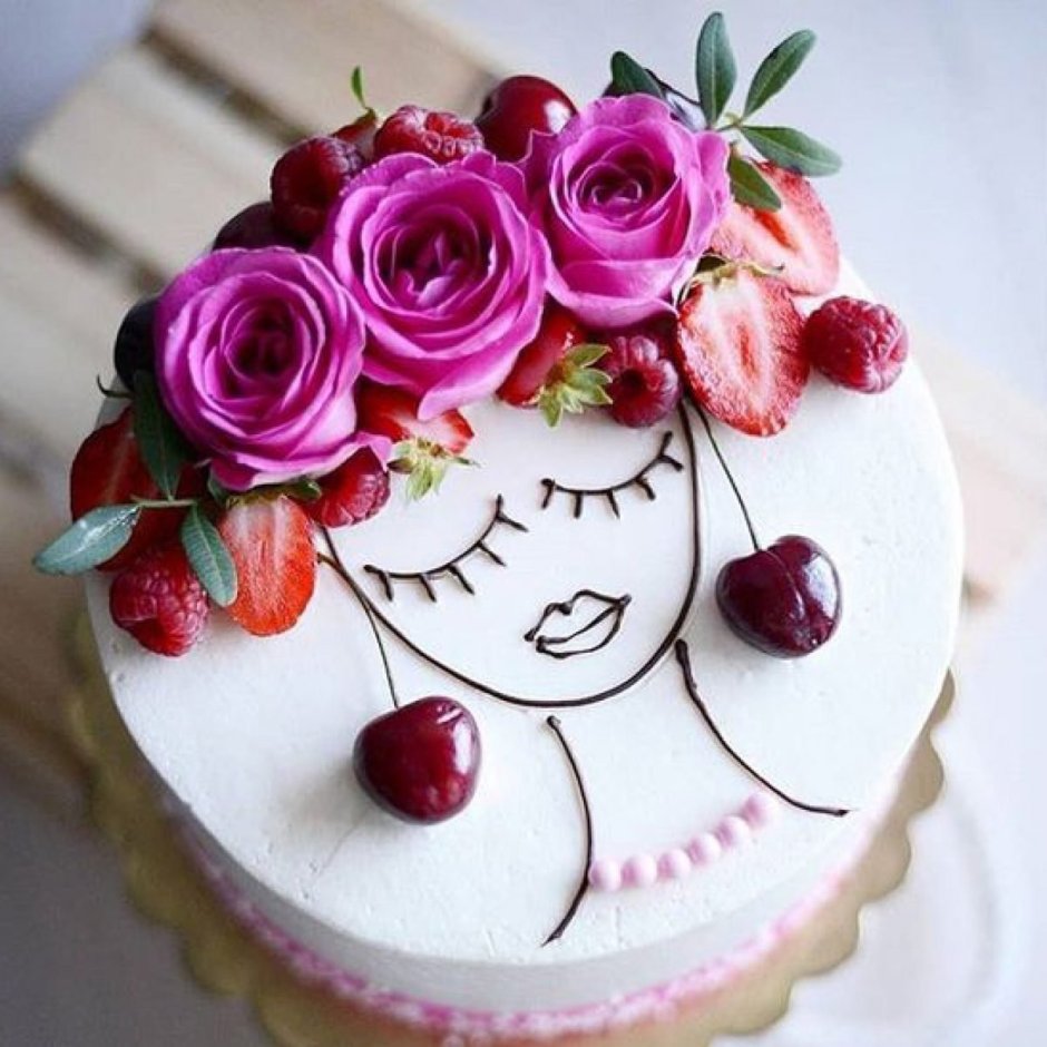 Оригинальный декор торта для девочки