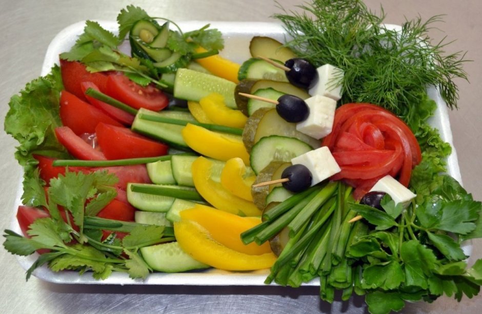 Сервировка овощей на праздничный стол