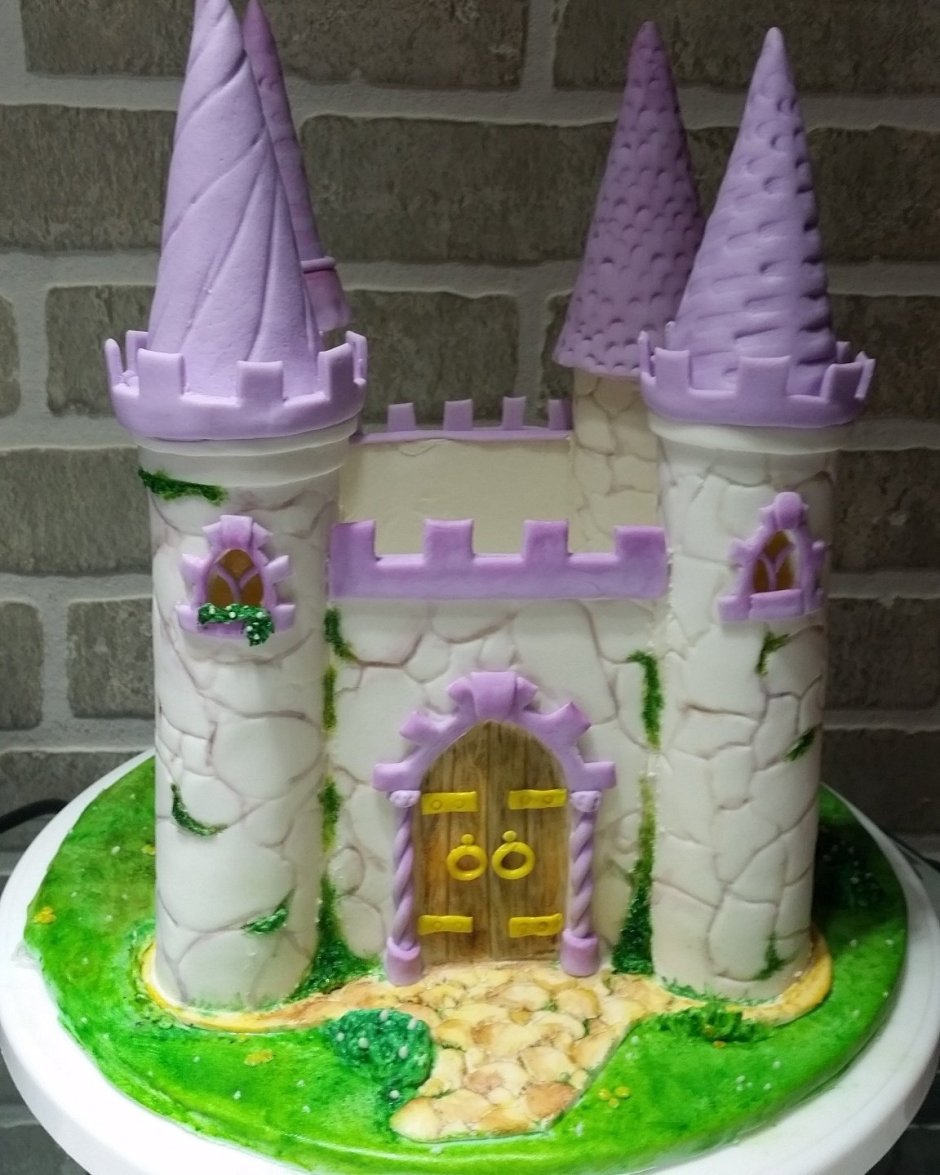 Замок Эренделл торт