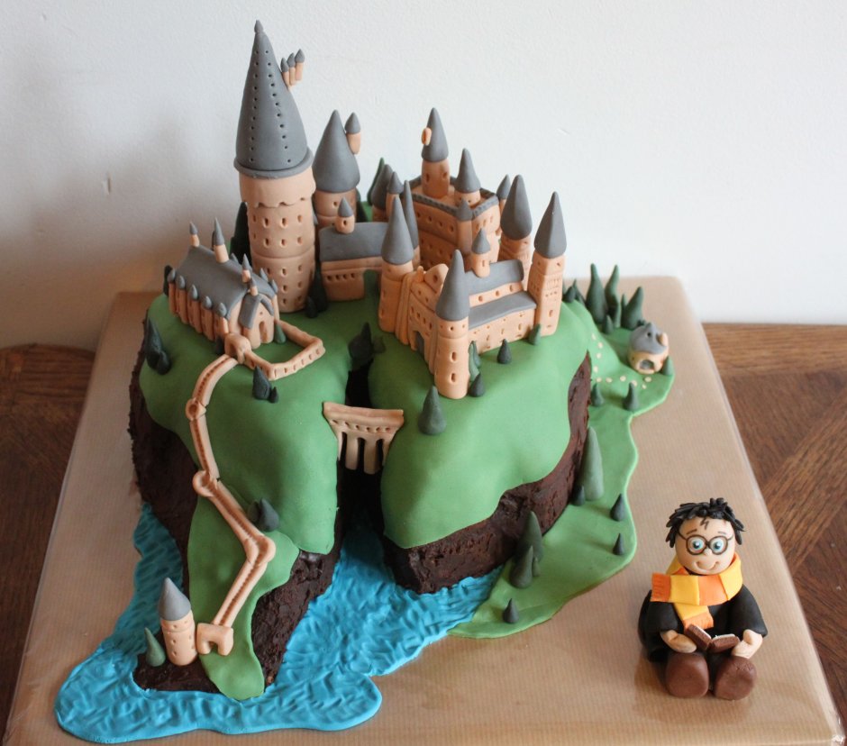 Торт замок Гарри Поттера