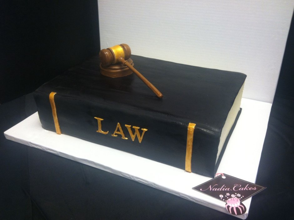 Тематический торт для юристов