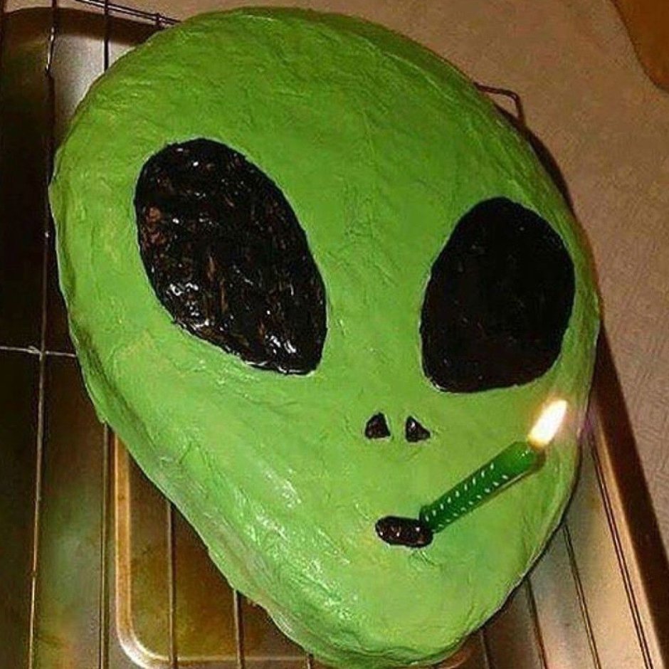 Торт с пришельцами