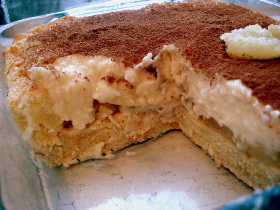 Пирог с заварным кремом и кокосом