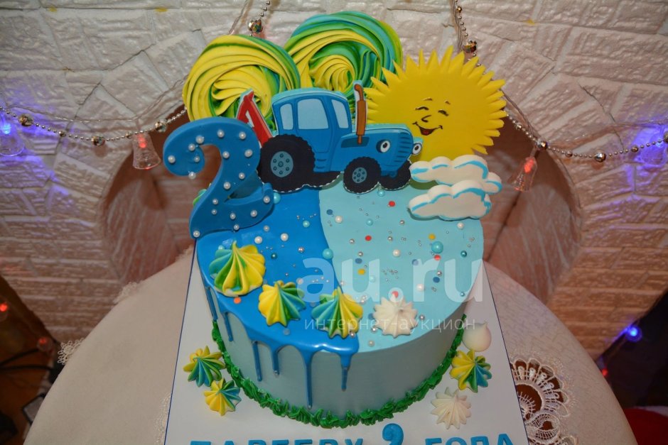 Декор торта синий трактор