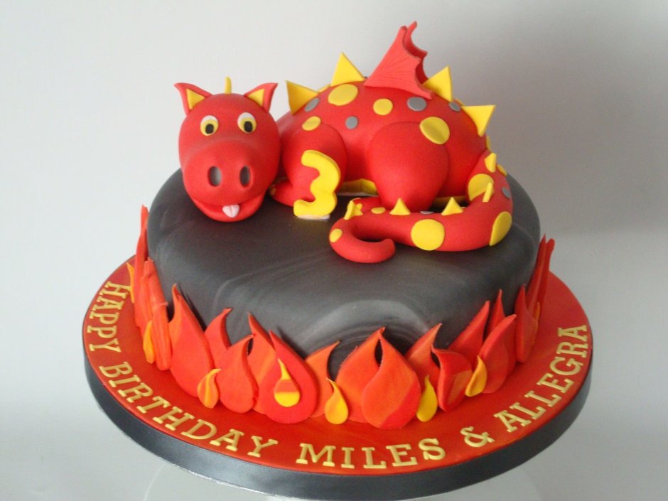 Торт с пламенем дракон