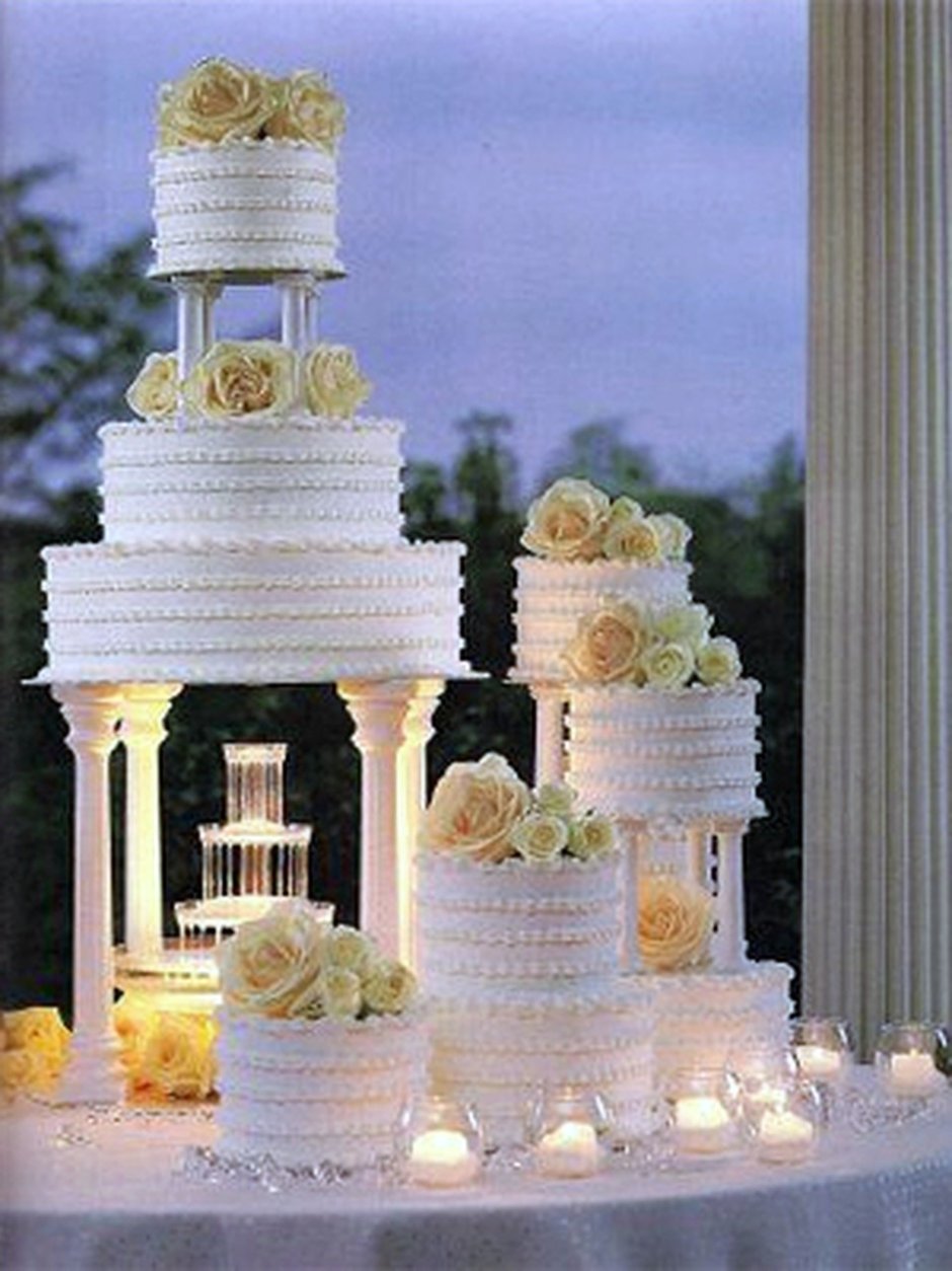 Свадебные композиции из тортов