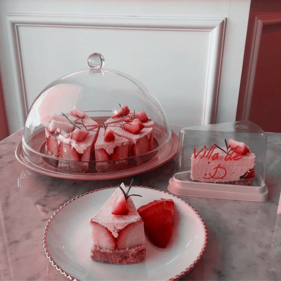 Торт розовый эстетичный
