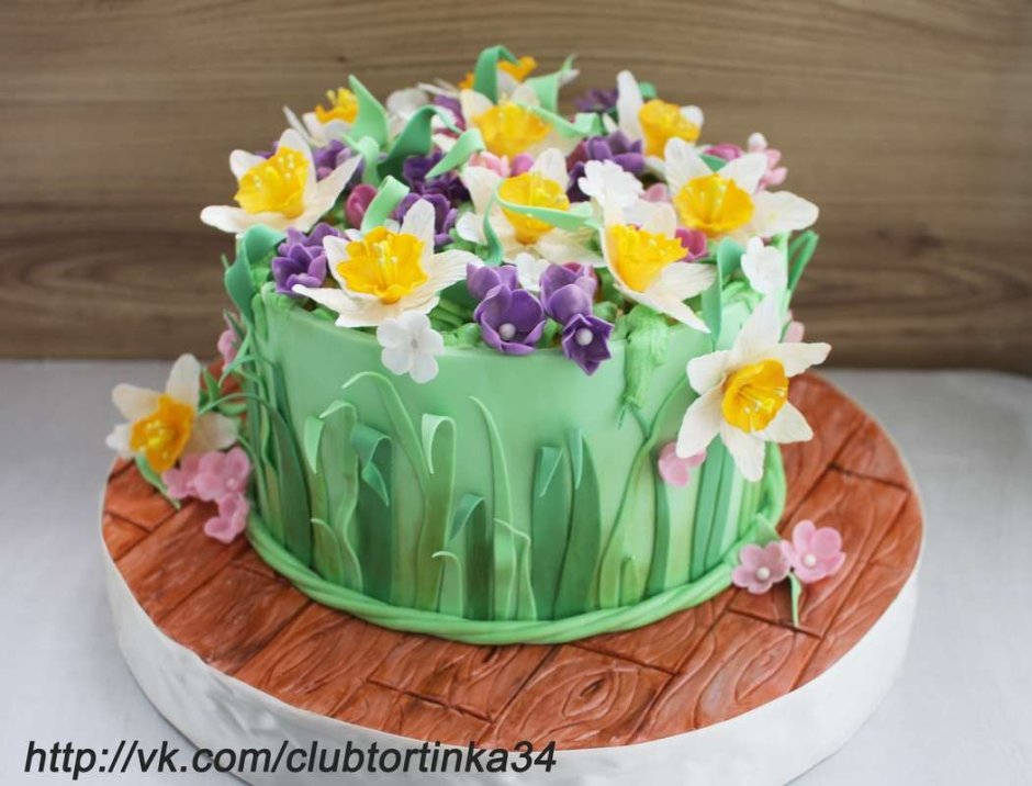 Торт с полевыми цветами