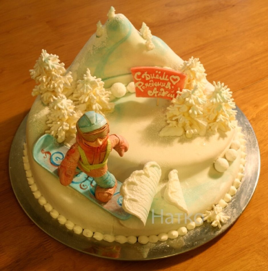 Свадебный торт с лыжами