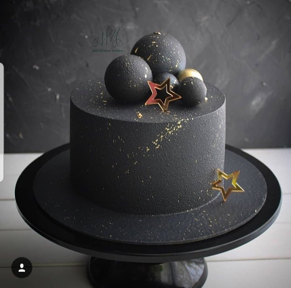 Стильный черный торт для мужчины
