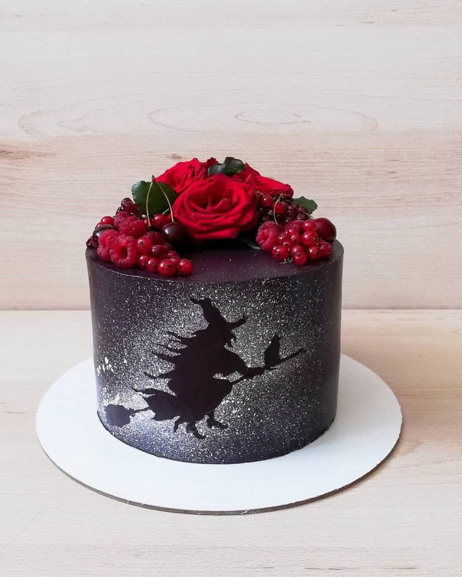 Дизайн торта для ведьмы