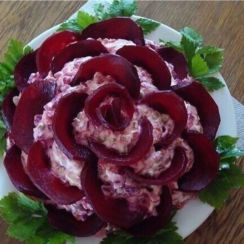 Салат роза