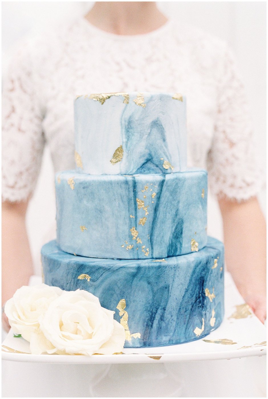 Мраморный декор свадебного торта