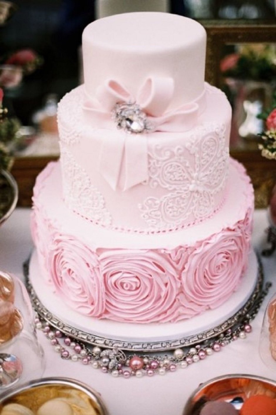Торттна розовую свадьбу