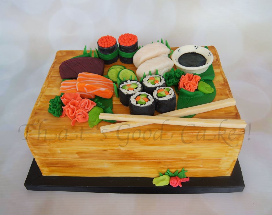 Торт с фигурками суши