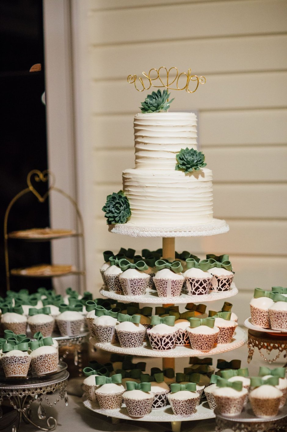 Свадебные торты в зеленом стиле