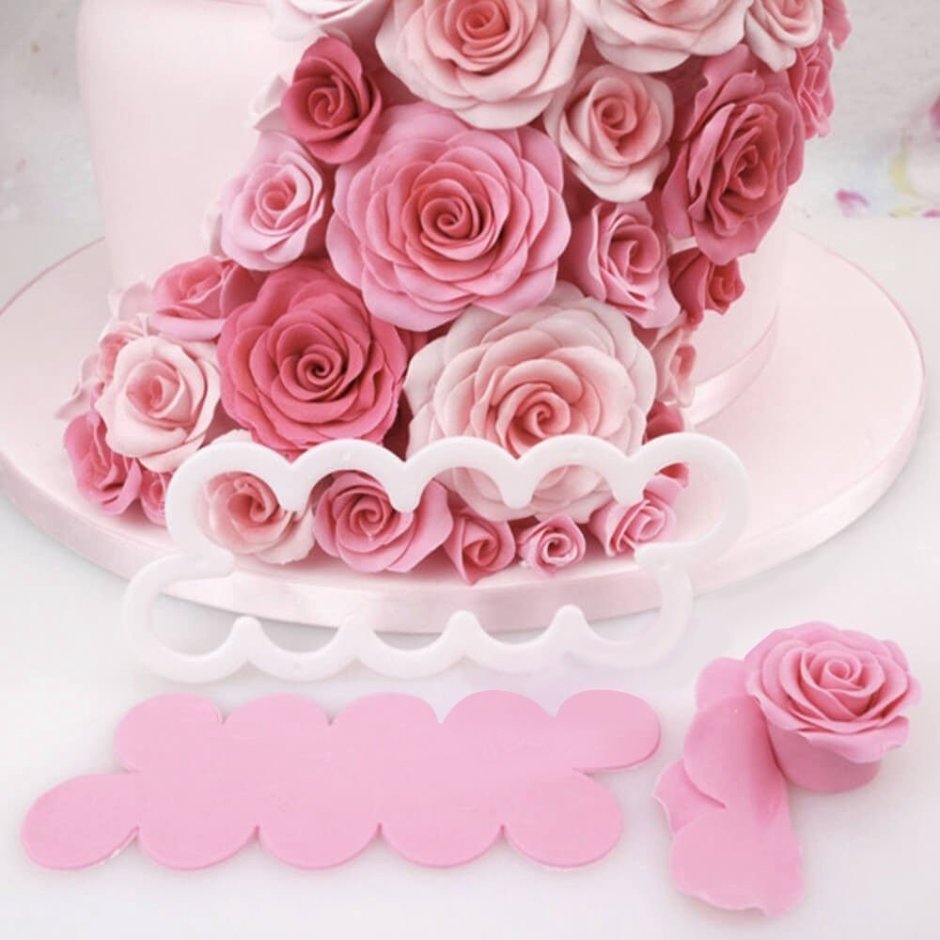 Сахарные розы для торта