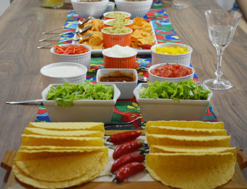 Мексиканская вечеринка стол