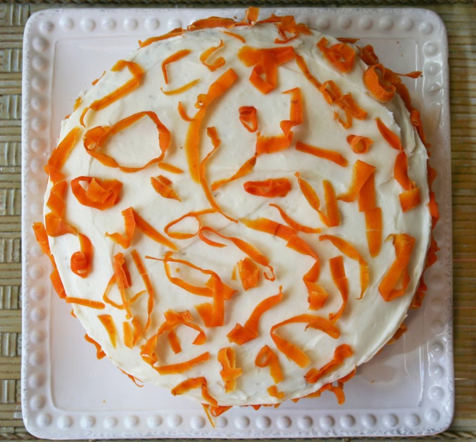 Красивый пирог с морковью