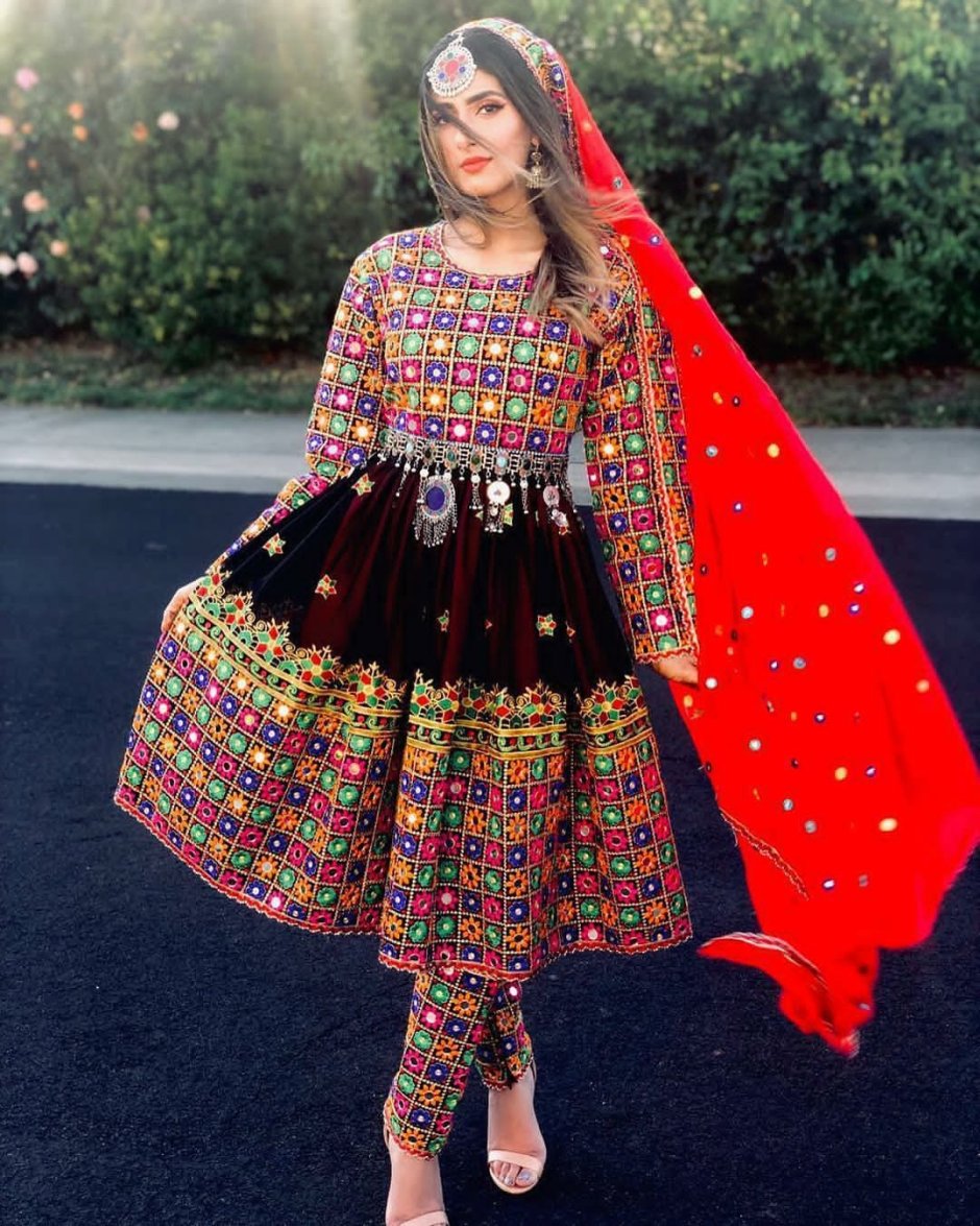 Афганские девушки платья