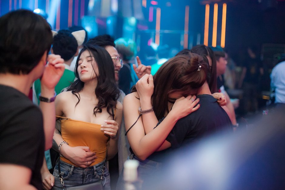 Китайские девушки в ночных клубах