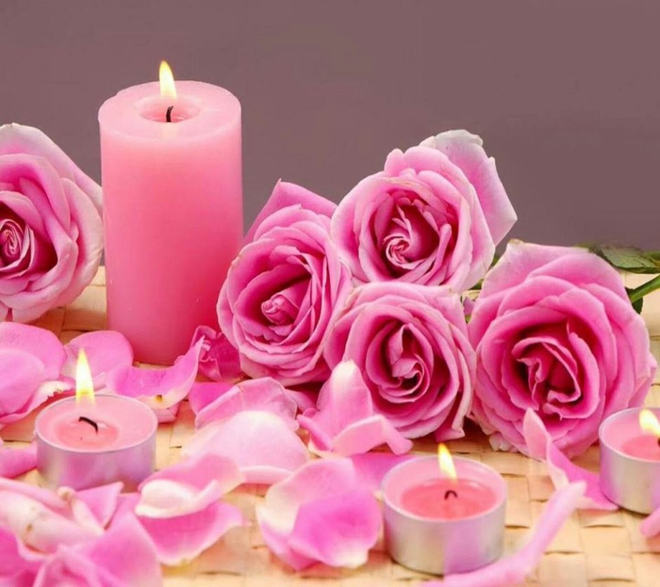Цветы и красивые свечи