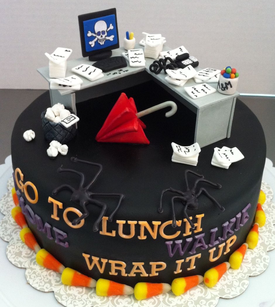 Торт в виде компьютера на день рождения