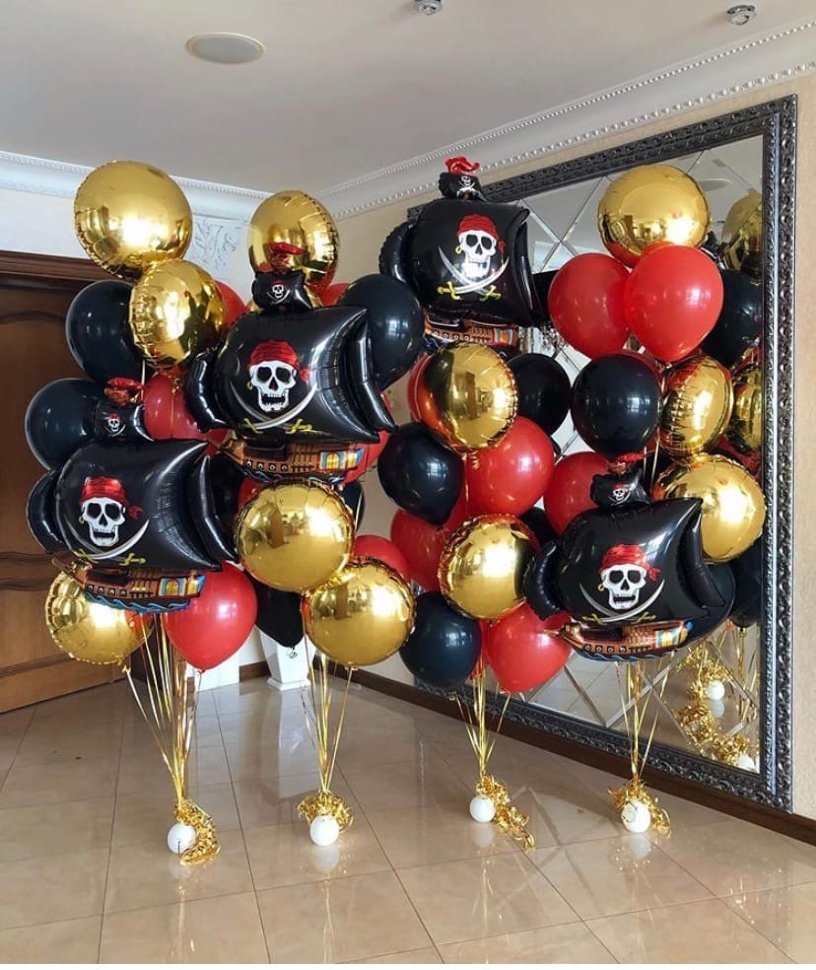 Воздушные шары в пиратском стиле