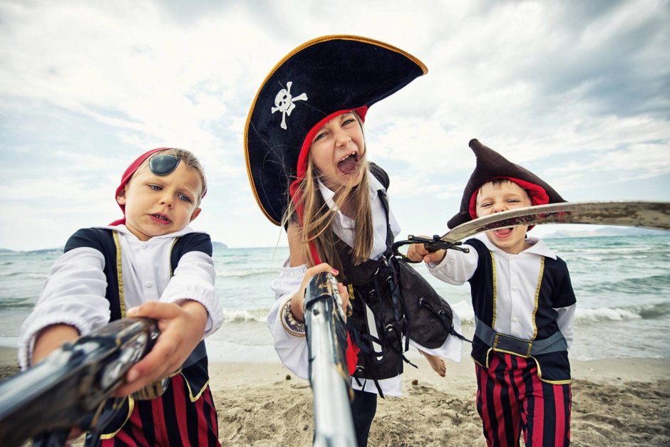 Пиратская вечеринка на берегу