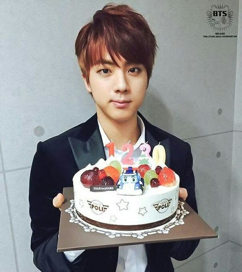Торт в корейском стиле на день рождения