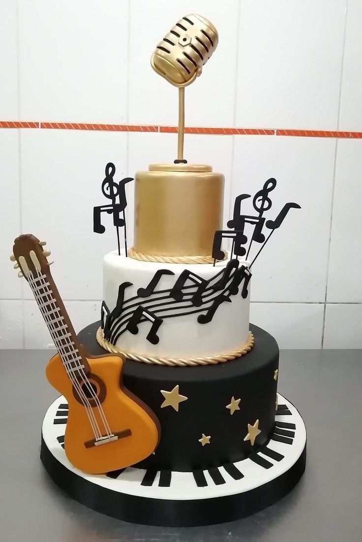 Торт с музыкальными инструментами