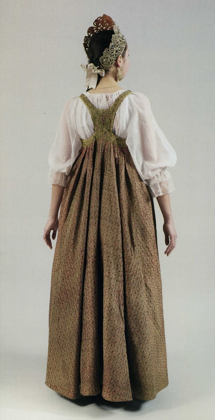 Одежда крестьянки 19 века в России