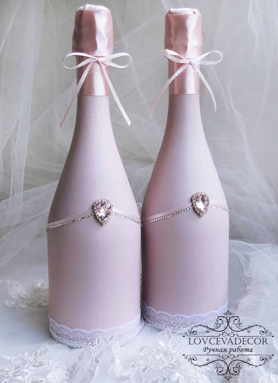 Свадебные бутылки в белом цвете