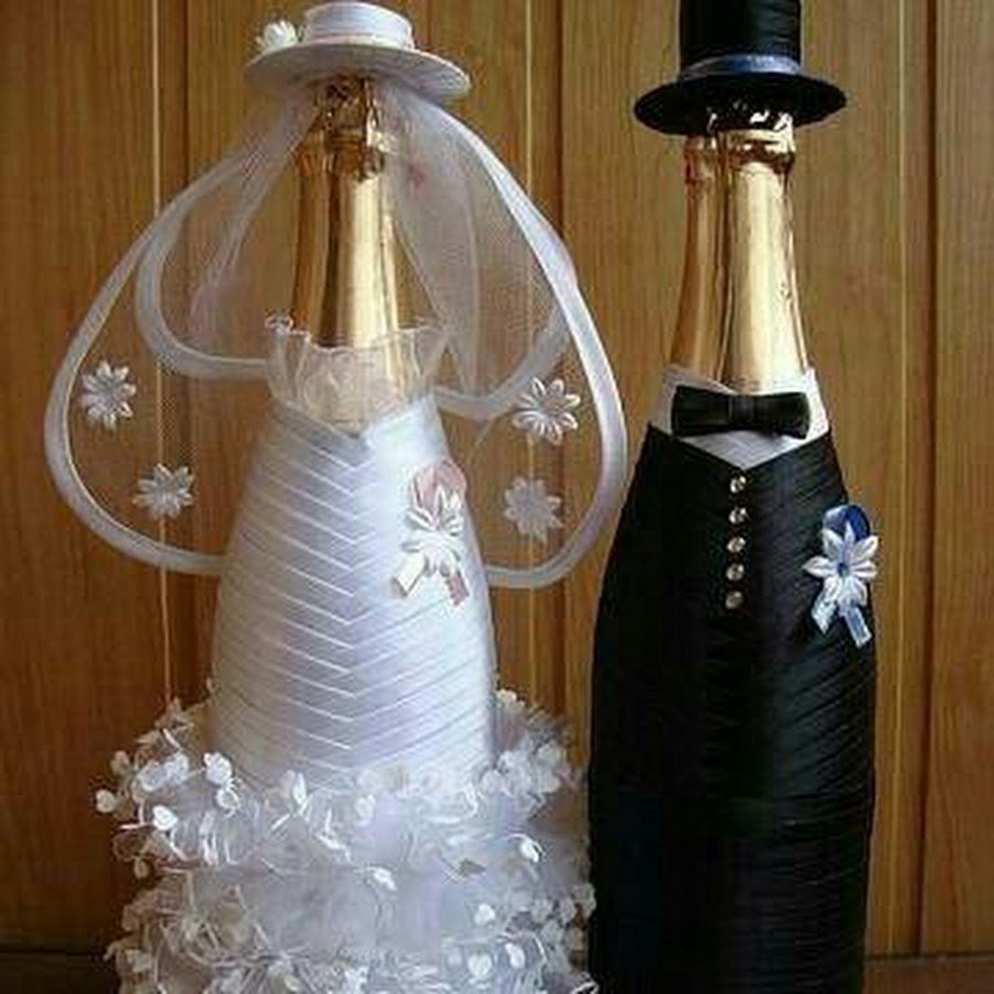 Бутылки жених и невеста