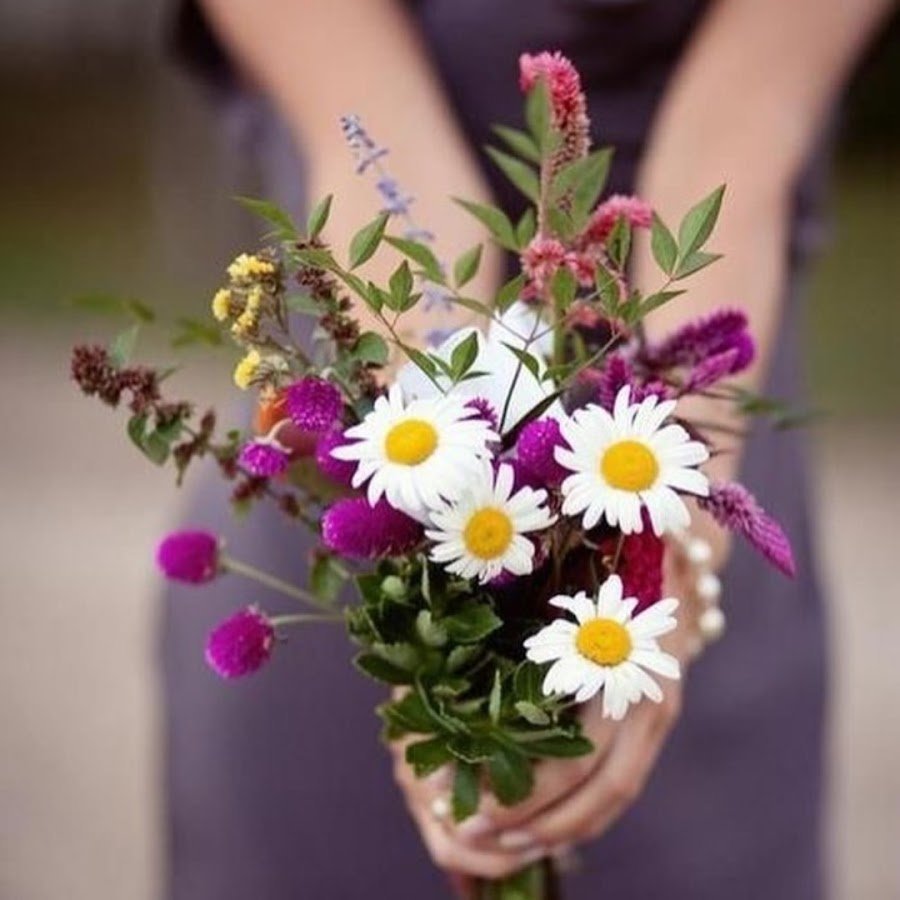Открытки с днем рождения женщине полевые цветы