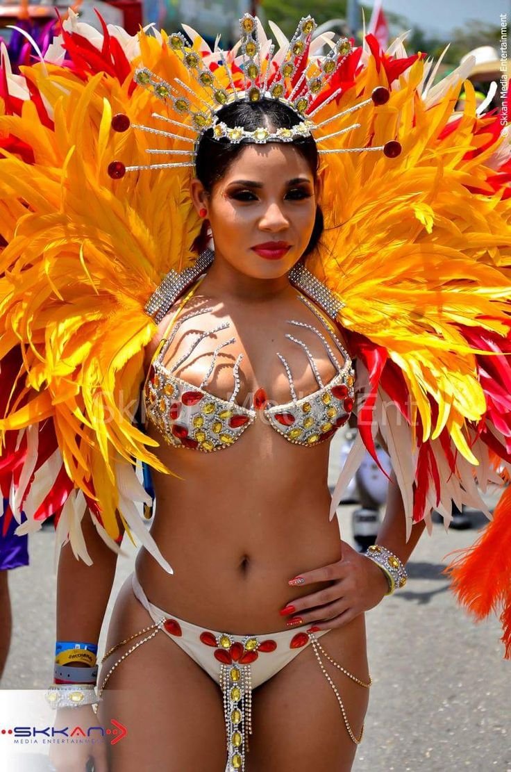 Костюмы бразильская карнавальная Самба 2017