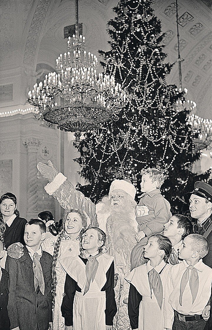 Первая Кремлевская елка 1954
