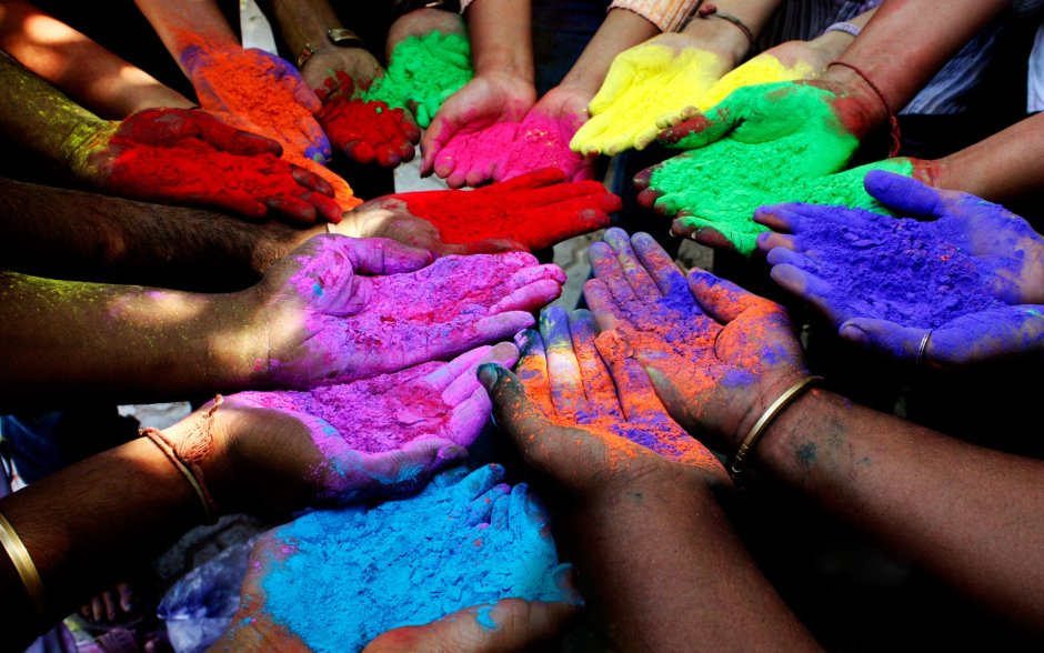 Краски Холи в Индии